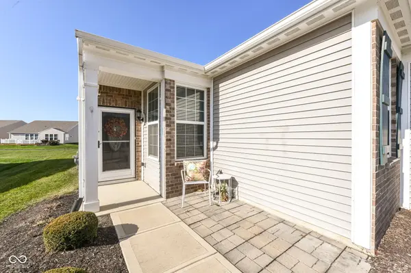 13442 Mosaic ST, Fishers, IN 46037