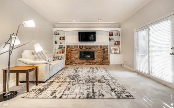 10009 Northwind CIR, Indianapolis, IN 46256