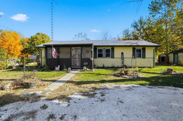 301 S Adams ST, West Lebanon, IN 47991