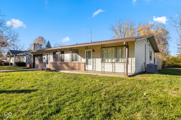 230 Parkview DR, Whiteland, IN 46184