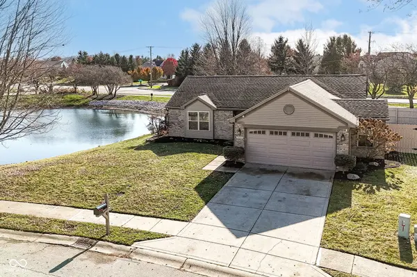 10713 Summerwood LN, Fishers, IN 46038
