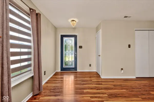 8304 Weathervane CIR, Indianapolis, IN 46239