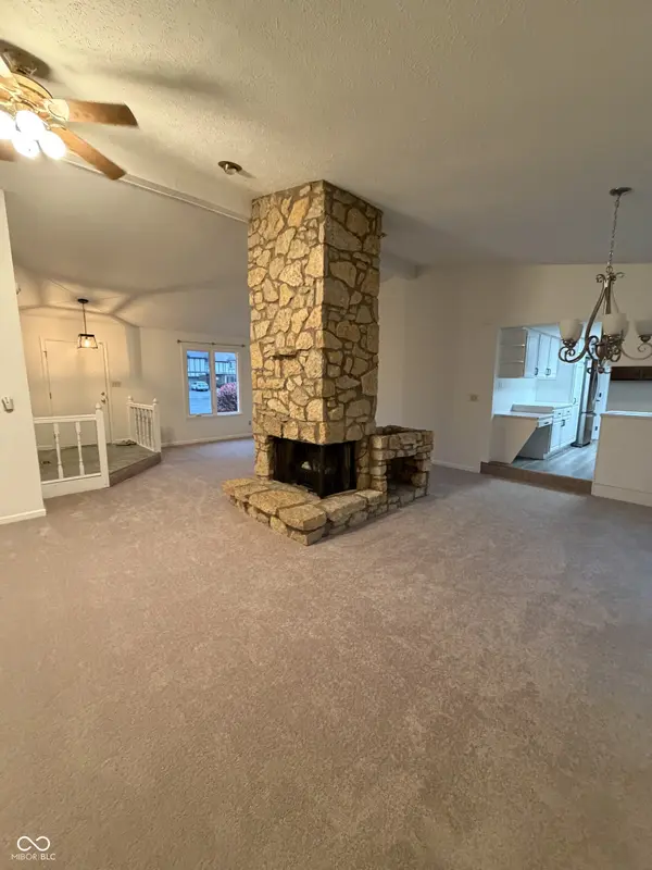 8121 Tanager CT, Indianapolis, IN 46256