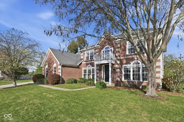 1561 Claireridge CT, Avon, IN 46123
