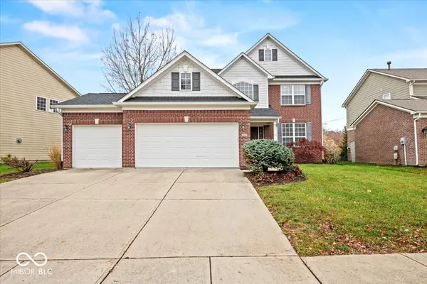 8363 Harrison PT, Fishers, IN 46038