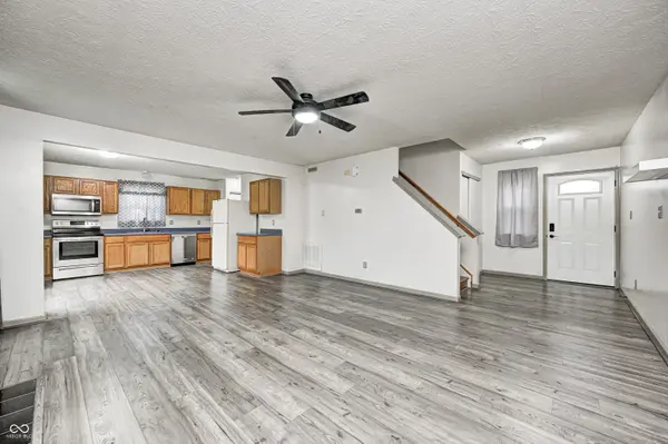 9144 Timpani WAY, Indianapolis, IN 46231