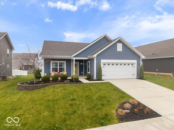 426 Mozart DR, Greenfield, IN 46140