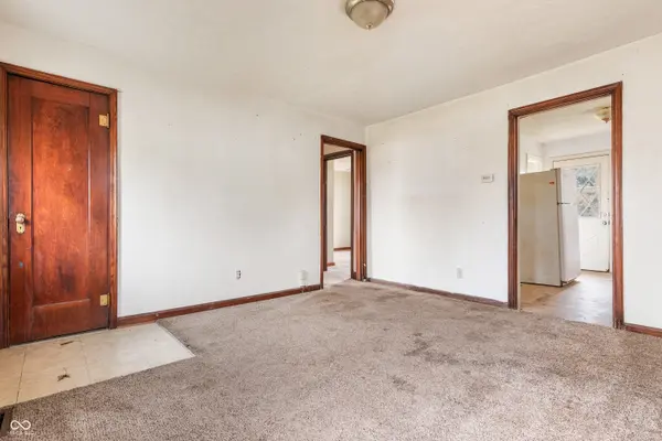 5711 Hardegan ST, Indianapolis, IN 46227