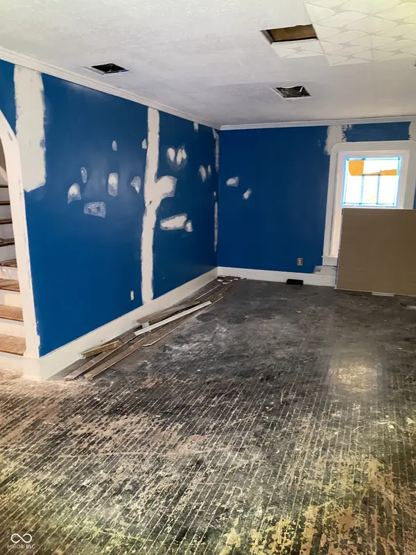 207 E Broadway ST, Alexandria, IN 46001
