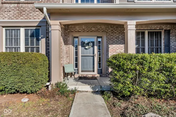 7535 Sleeping Ridge DR, Indianapolis, IN 46217