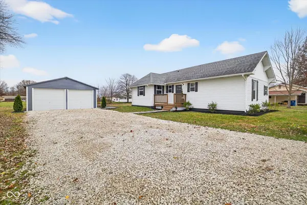 624 E Ohio ST, Jasonville, IN 47438