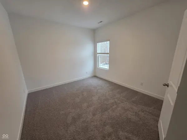 5606 Marlowe Creek LN, Clayton, IN 46118