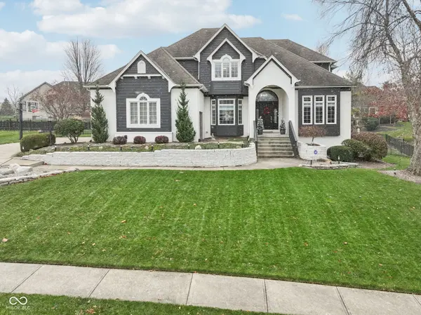 2725 Matt CT, Carmel, IN 46033