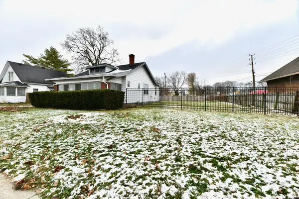 1043 Windermire ST, Indianapolis, IN 46227