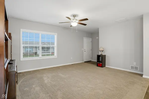 10 Doe Creek CIR, Cloverdale, IN 46120