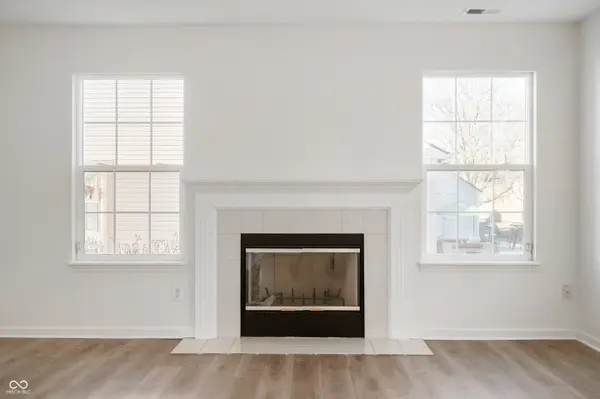 3642 Fredricksburg DR, Indianapolis, IN 46227