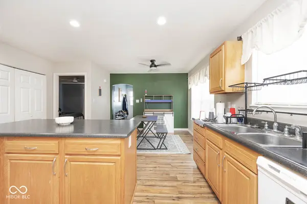 430 N Vine ST, Plainfield, IN 46168