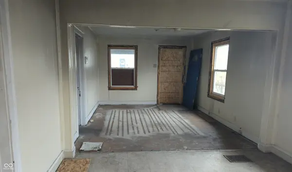 2827 E 18th ST, Indianapolis, IN 46218