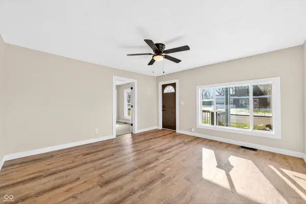 704 W 7th ST, Seymour, IN 47274