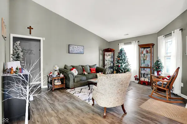 8122 Amarillo DR, Indianapolis, IN 46237