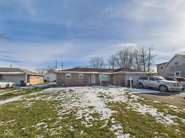 3180 S 200 E, Anderson, IN 46017