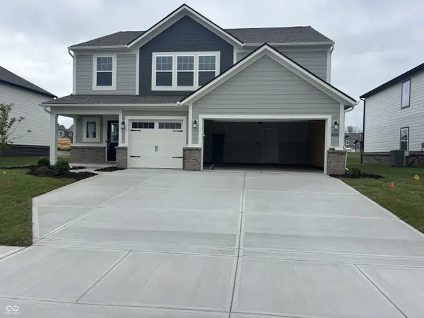 4371 Red Pine DR, Bargersville, IN 46106
