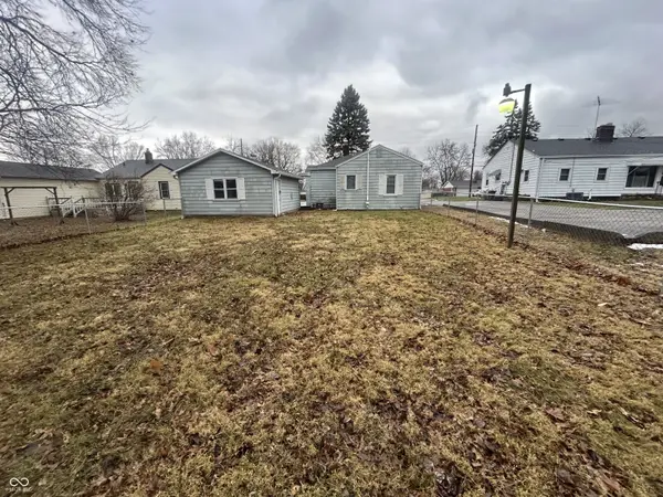 1131 Lindberg RD, Anderson, IN 46012