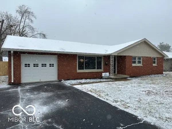 1612 Rocky Ford RD, Columbus, IN 47203