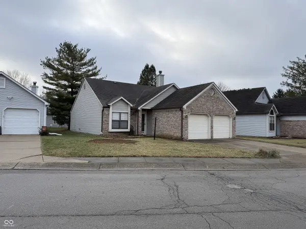 9211 Steeplechase DR, Indianapolis, IN 46250