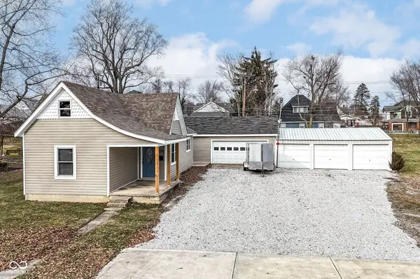 1122 S B ST, Elwood, IN 46036