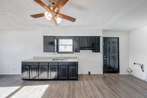 5660 E 34th ST, Indianapolis, IN 46218