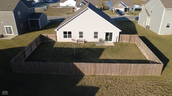 6935 Honeysuckle WAY, Pendleton, IN 46064