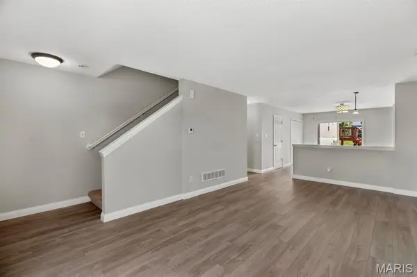 14 Bridgeton CT, Wentzville, MO 63385