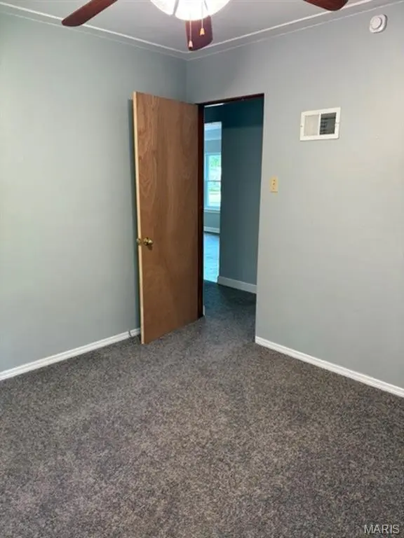 2 Junior DR, Belleville, IL 62223