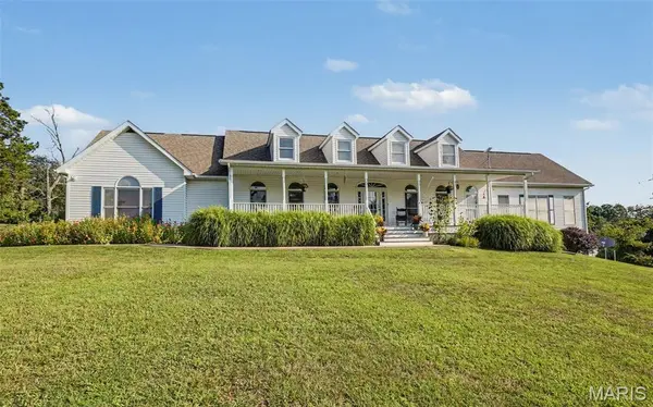 4237 Hansard LN, Hillsboro, MO 63050