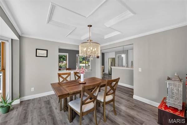 6 Potomac CT, St Charles, MO 63303