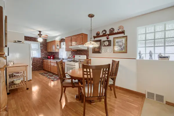 3229 Highland AVE, Berwyn, IL 60402