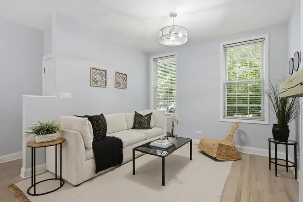 1457 W Fry ST #1, Chicago, IL 60642