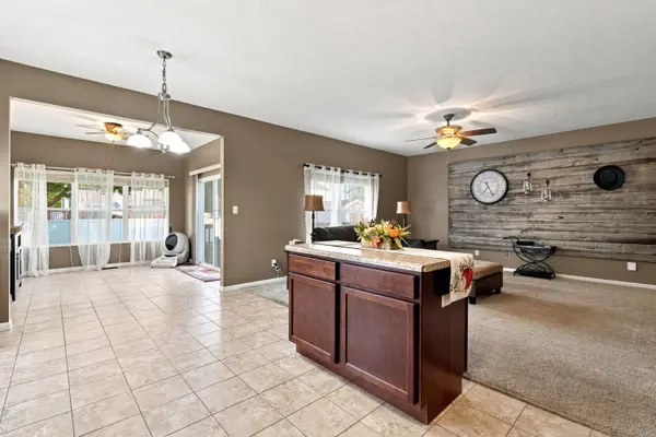 1926 Boardwalk E Circle, Portage, IN 46368
