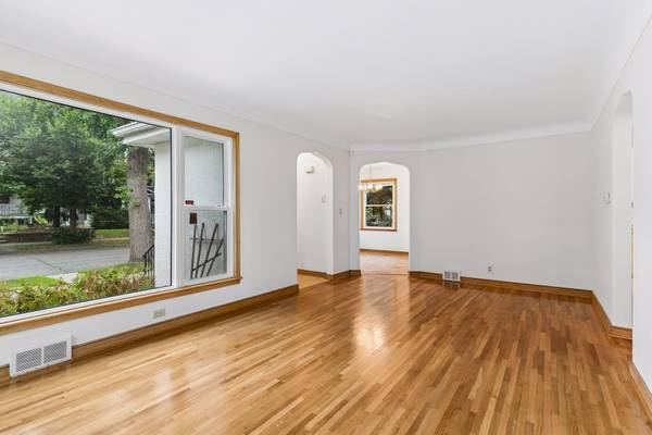 840 Armstrong AVE, Saint Paul, MN 55102