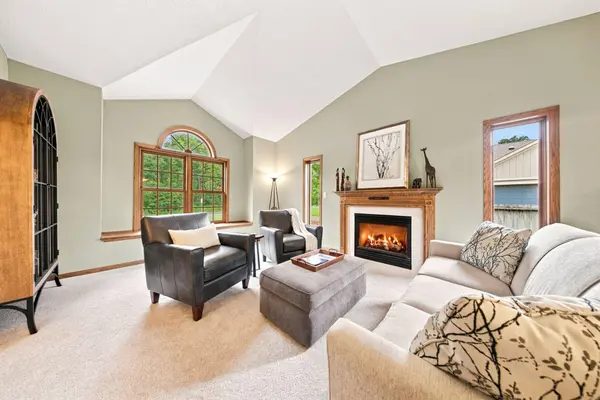624 Galahad RD N, Hudson, WI 54016