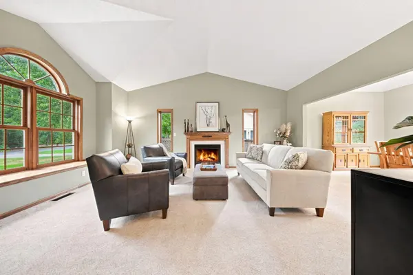 624 Galahad RD N, Hudson, WI 54016