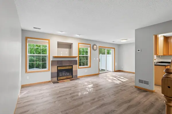 9236 Merrimac LN N, Maple Grove, MN 55311