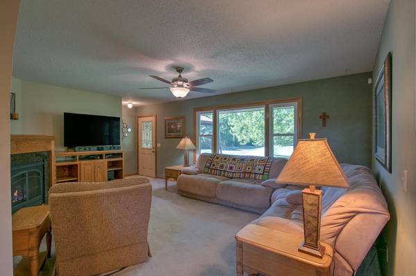 4444 297th AVE NE, Isanti, MN 55040