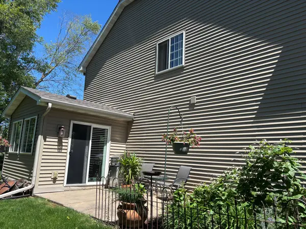 3341 Jansen WAY, Vadnais Heights, MN 55127