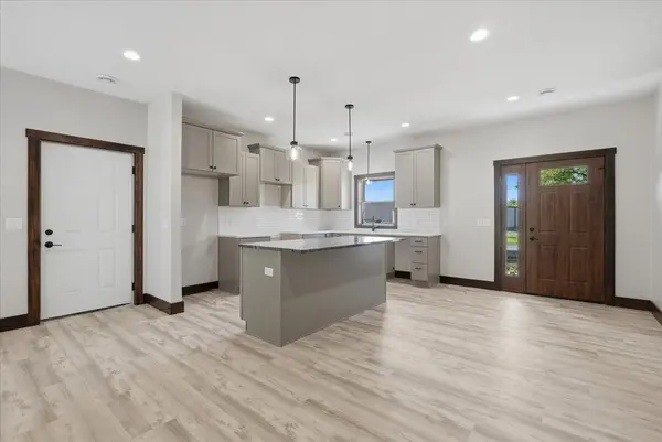 211 Sixth AVE, Clear Lake, WI 54005
