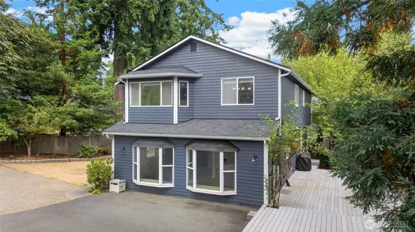 12730 15th AVE NE, Seattle, WA 98125