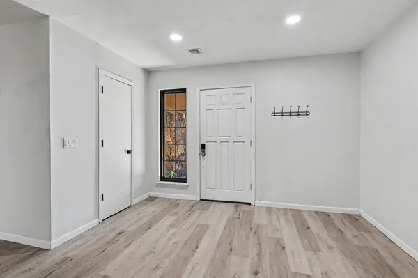 3805 NW 115th ST, Oklahoma City, OK 73008