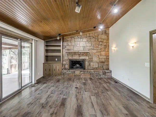907 Leisure DR, Midwest City, OK 73110