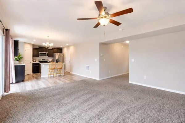 948 Bidwell DR, Colorado Springs, CO 80915
